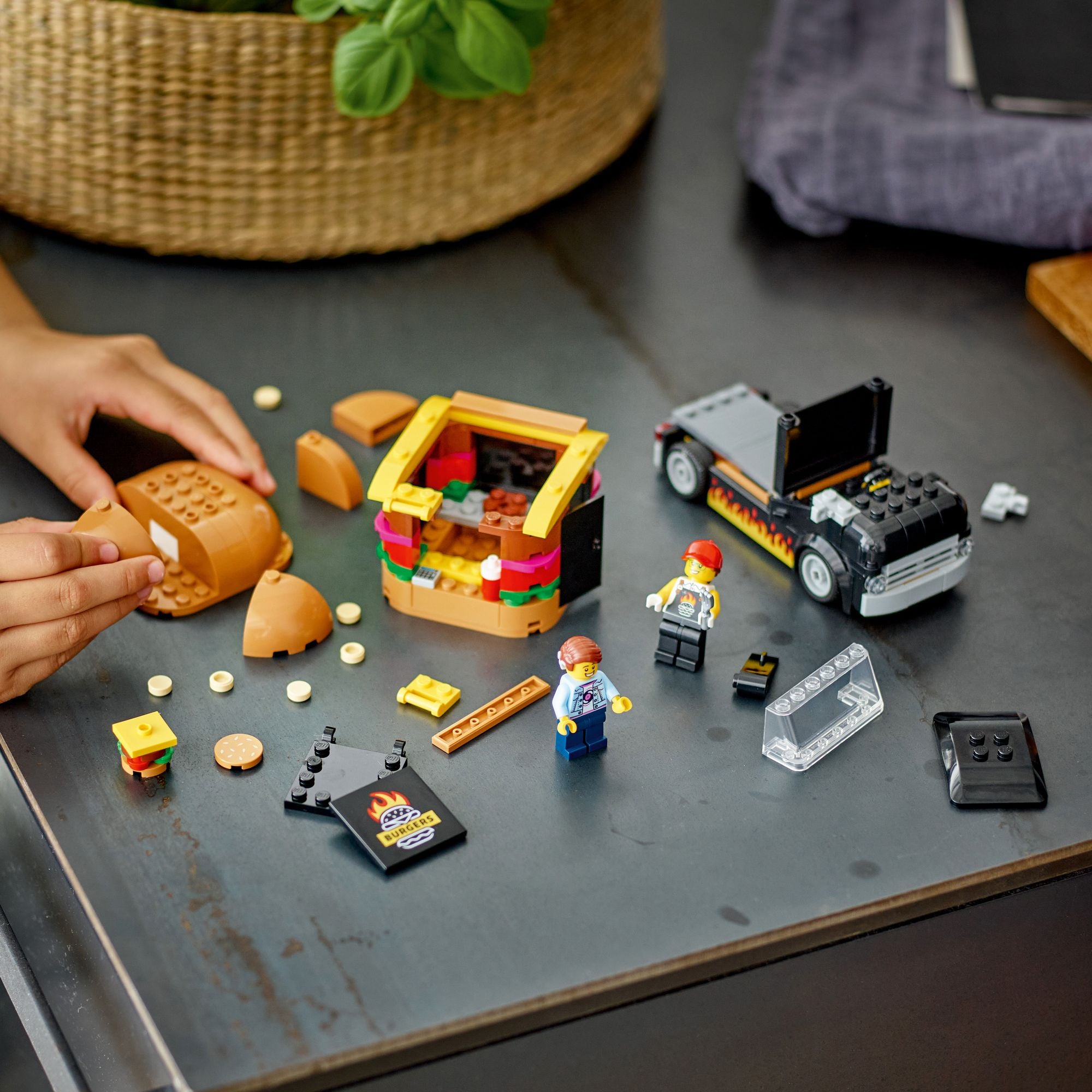 LEGO City Great Vehicles Burger Truck 60404
