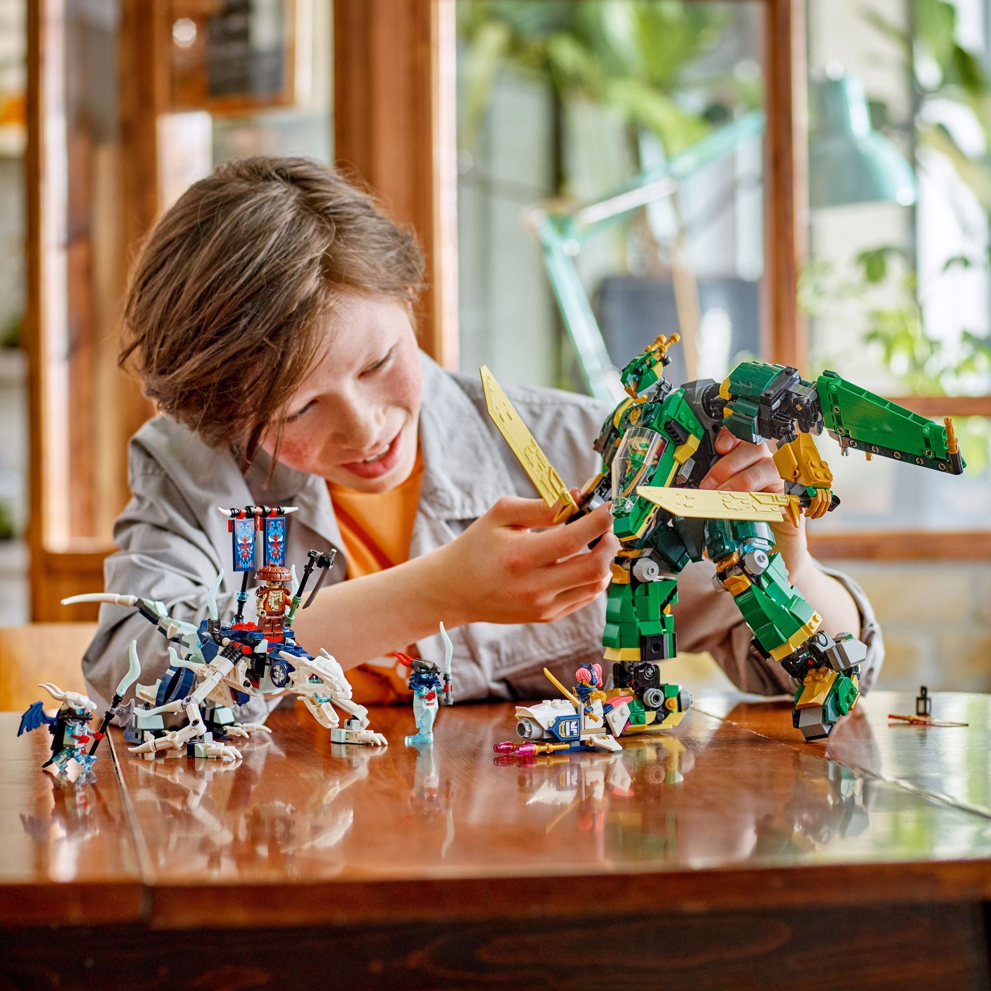 LEGO Ninjago Lloyd?s Jet Mech 71845