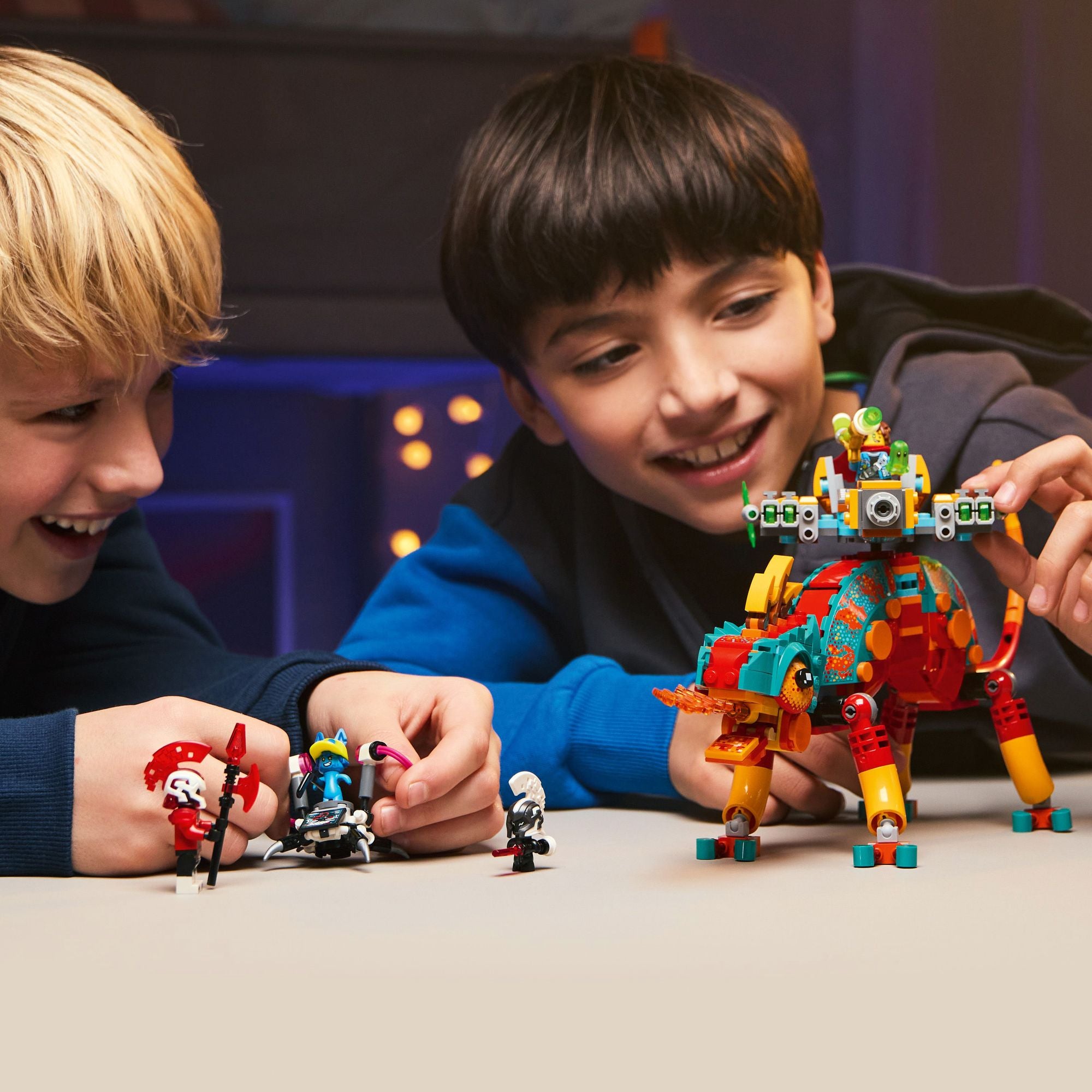 LEGO DREAMZzz Mateo's Fire Chameleon 71492