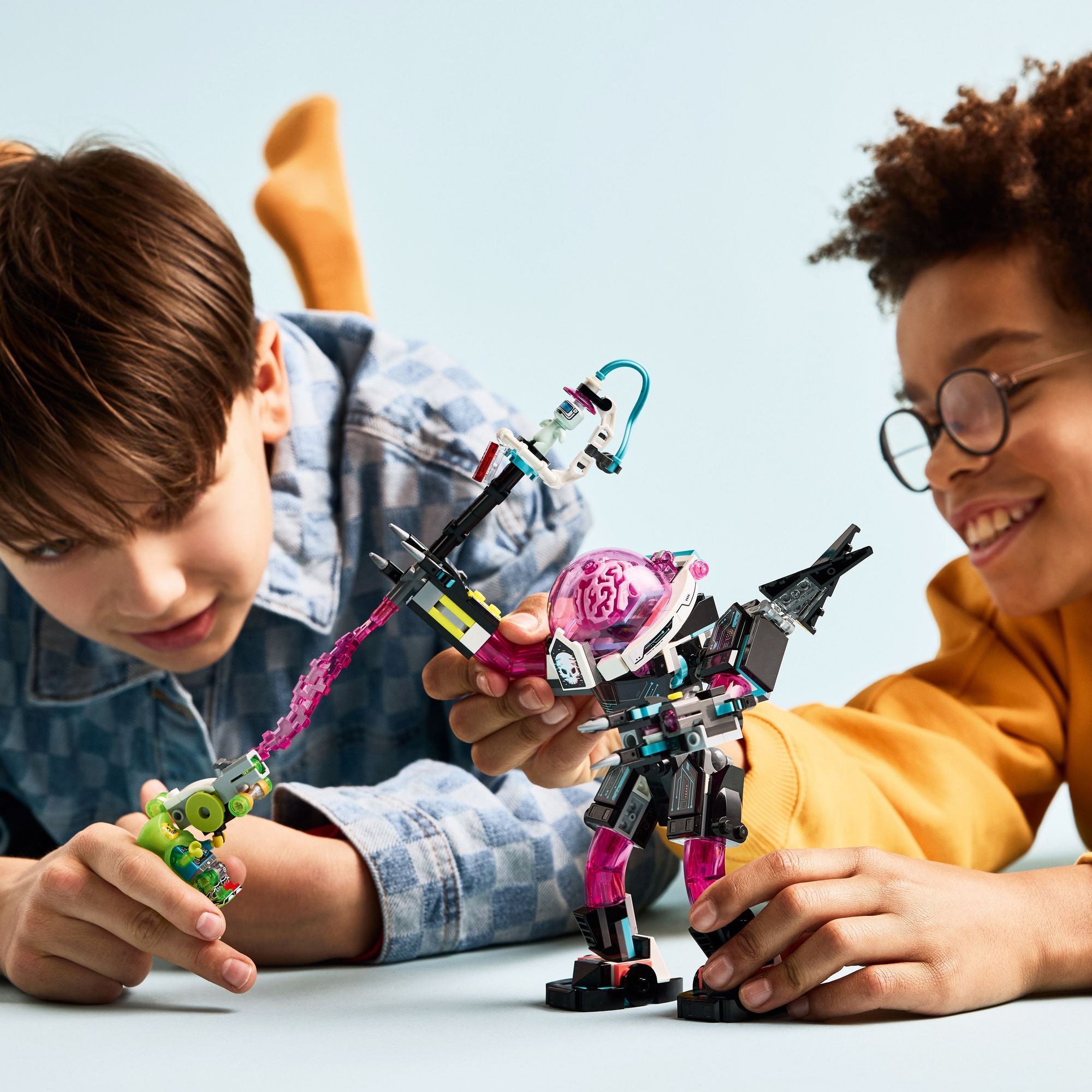 LEGO DREAMZzz Mateo vs. Cyber Brain Mech 71495