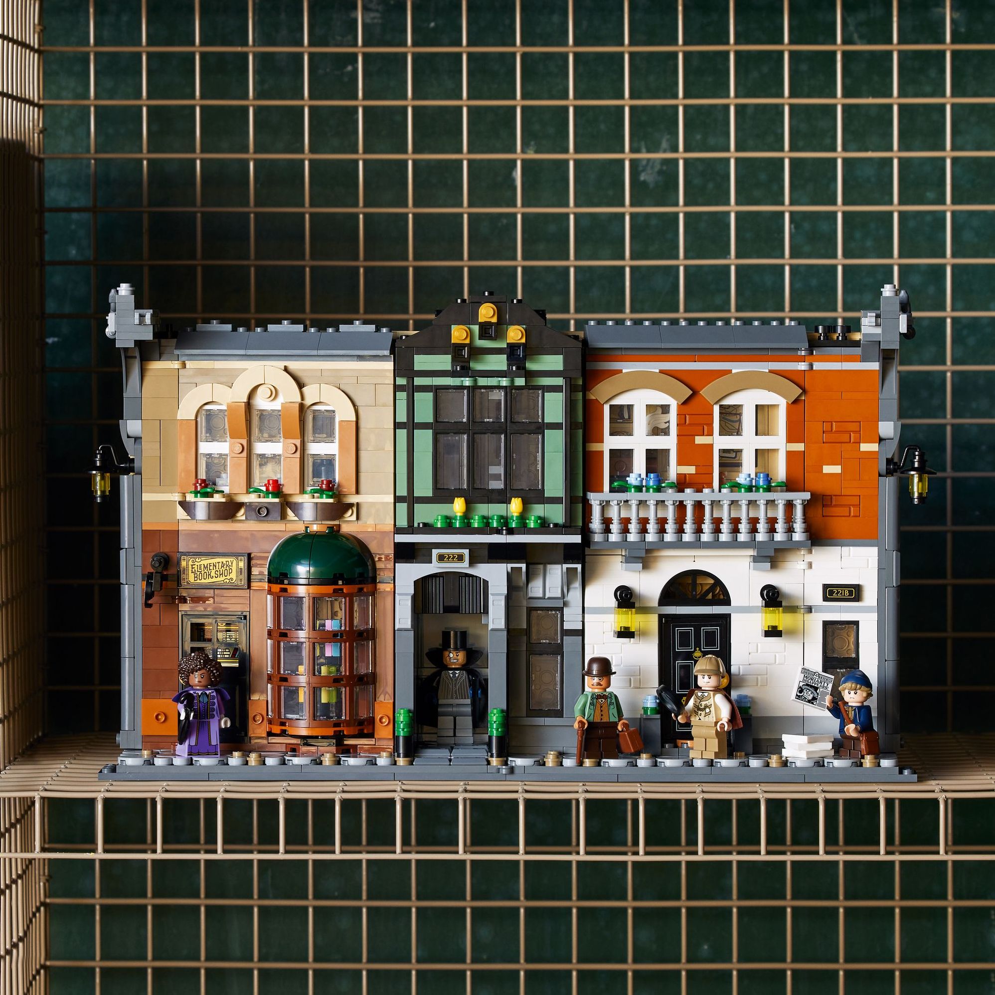 LEGO Icons Sherlock Holmes: Book Nook 10351 (B&N Exclusive)