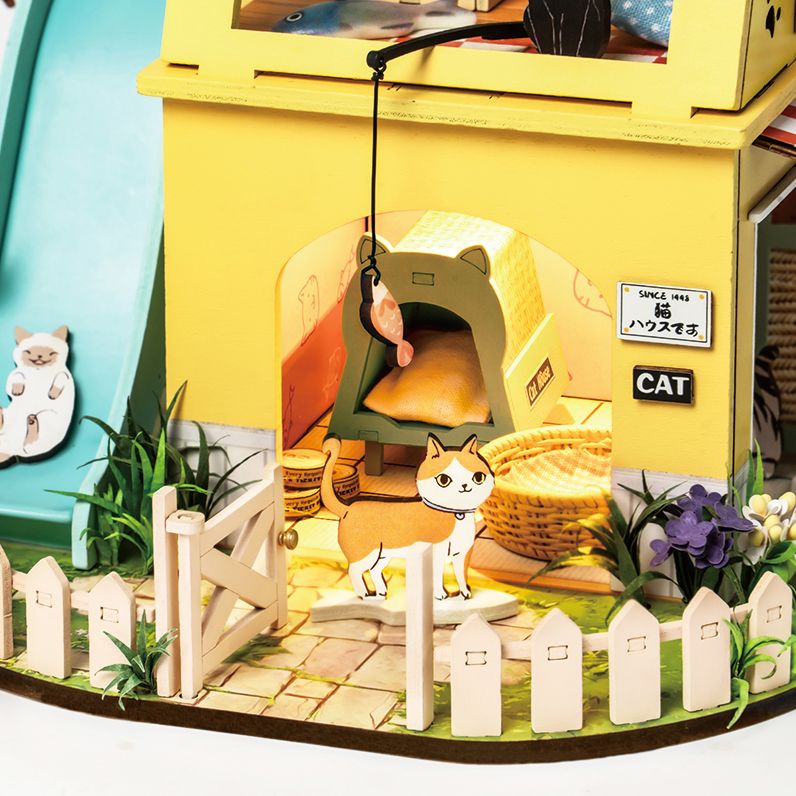 DIY Miniature House Cat House