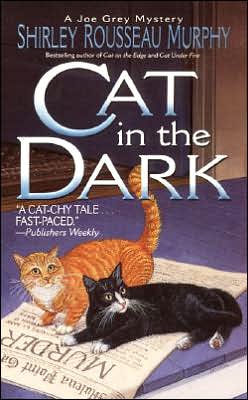Cat in the Dark (Joe Grey Series #4)