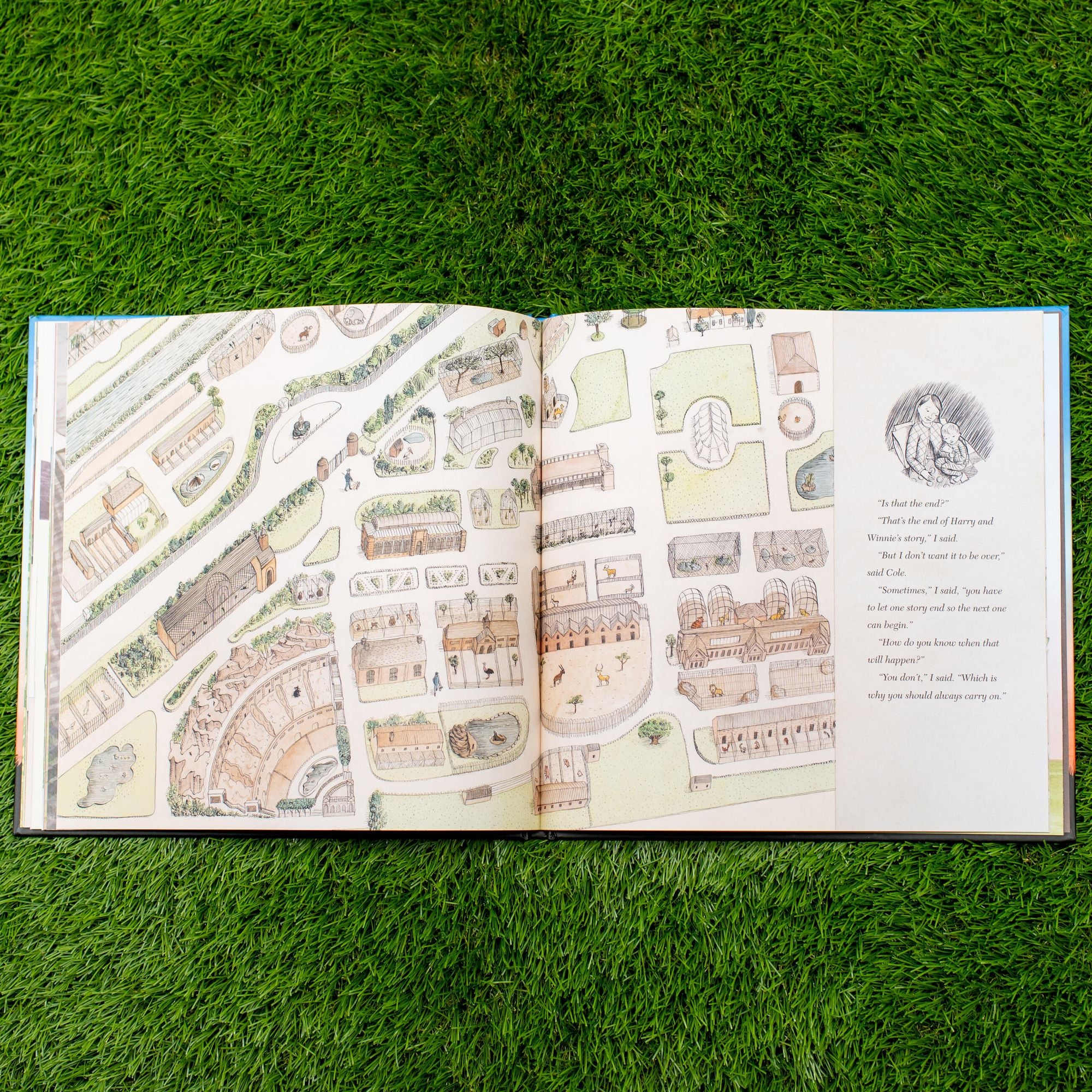 Finding Winnie: The True Story of the World's Most Famous Bear (Caldecott Medal Winner)