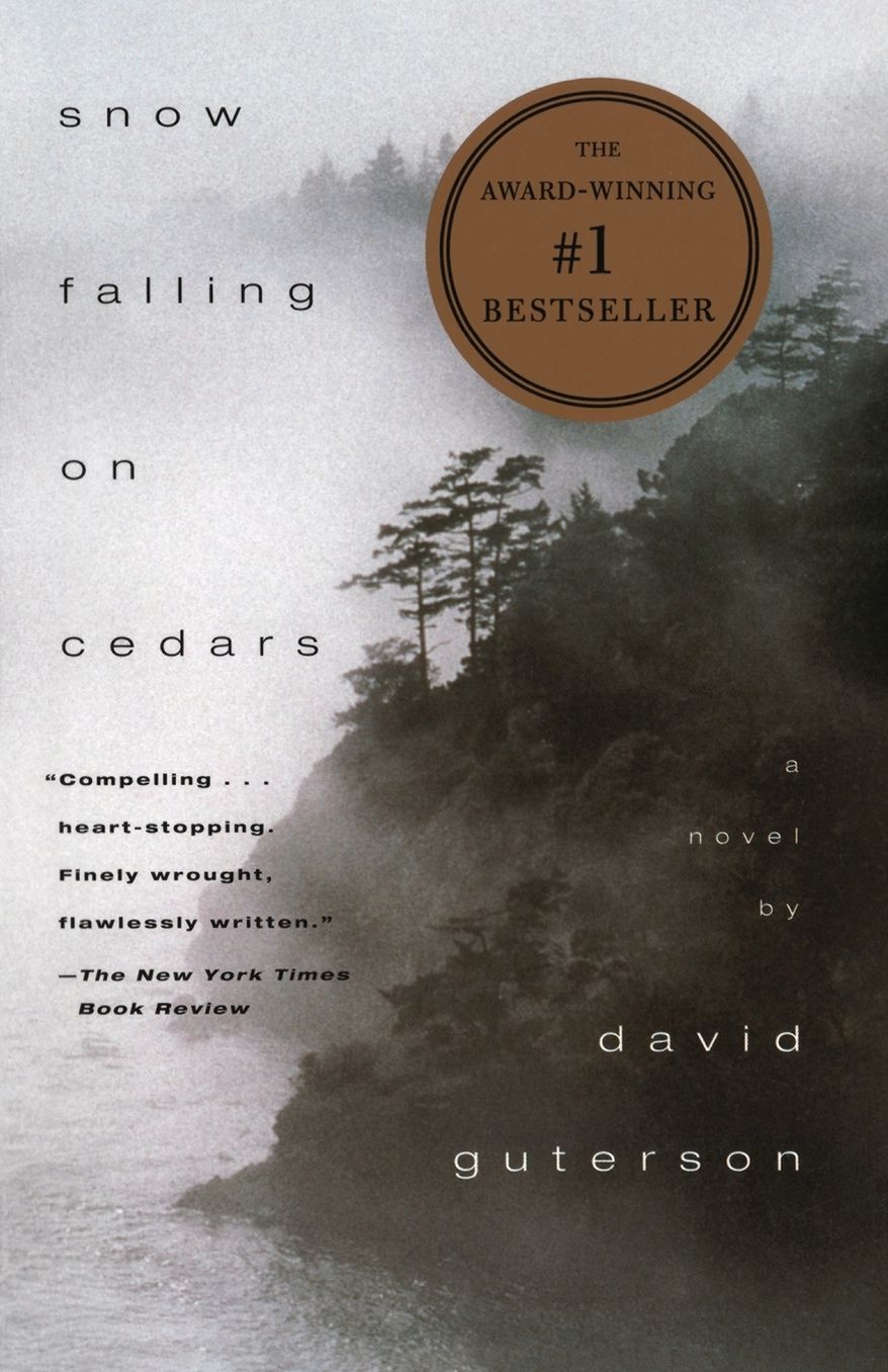 Snow Falling on Cedars: A Novel (PEN/Faulkner Award)