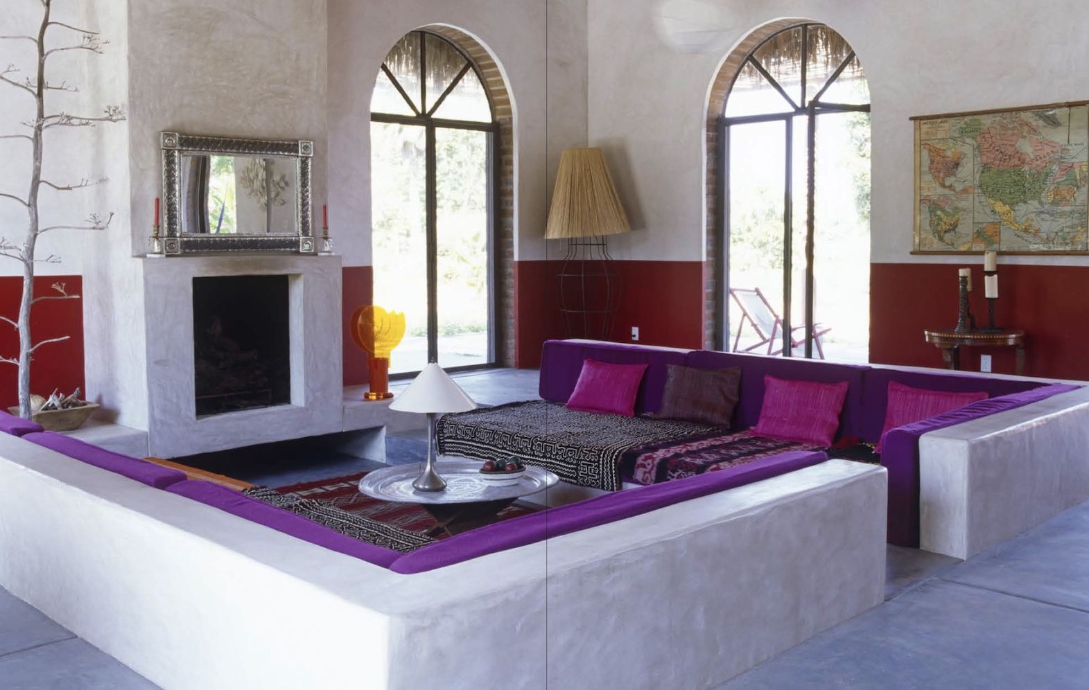 Carlos Mota: Purple Fever: Celebrate purple in all its manifestations - in nature, art, interiors, and design