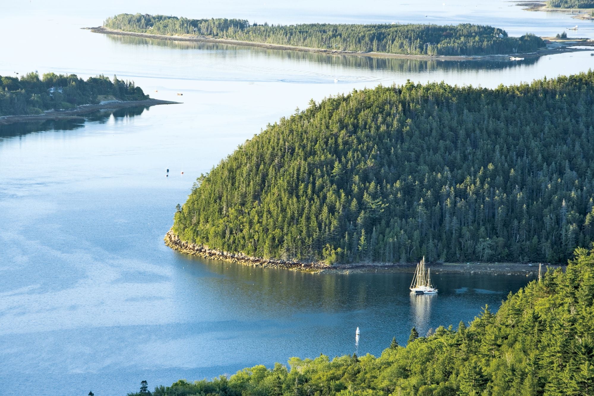 The Photographer's Guide to Acadia National Park: Where to Find Perfect Shots and How to Take Them