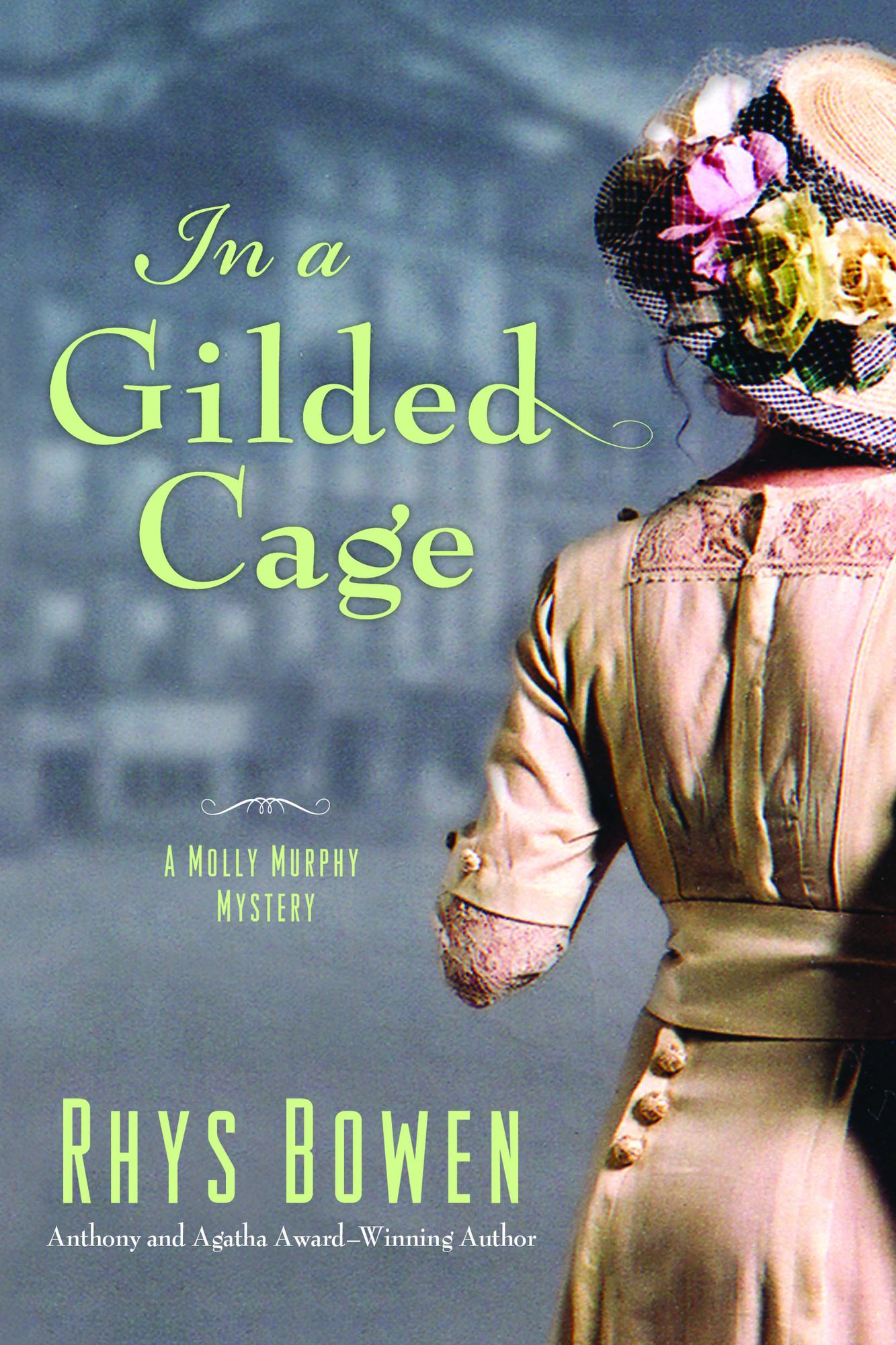 In a Gilded Cage (Molly Murphy Series #8)
