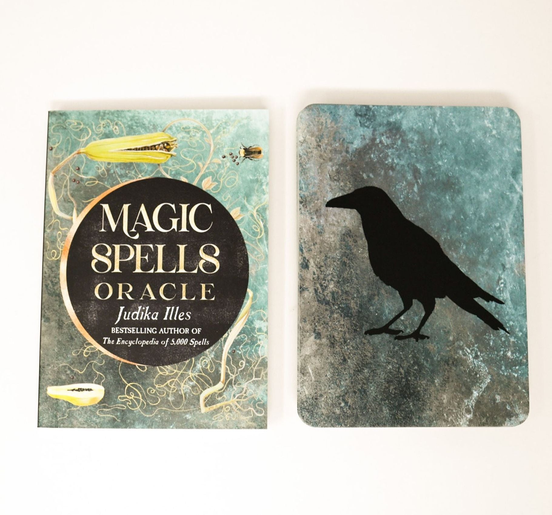 Magic Spells Oracle: (36 Full-Color Cards and 128-Page Guidebook)
