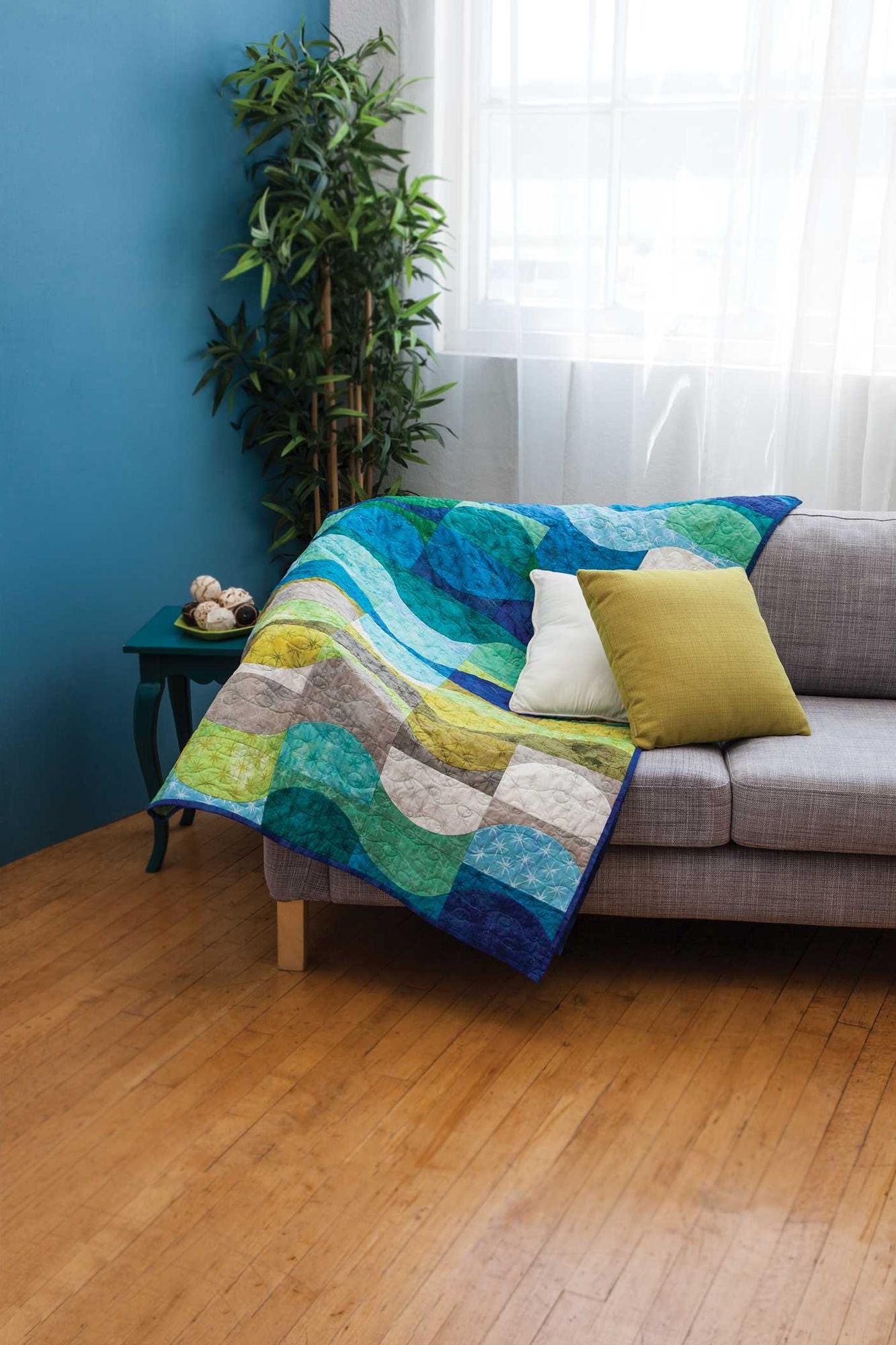 New Patchwork & Quilting Basics: A Handbook for Beginners - 12 Projects to Get You Started
