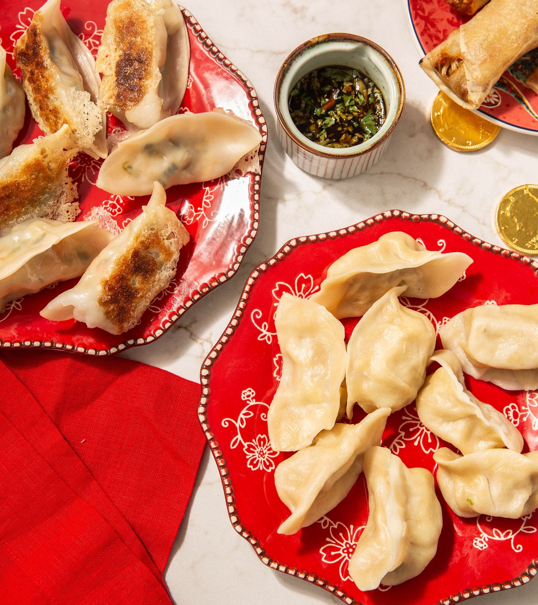 Feasts of Good Fortune: 75 Recipes for a Year of Chinese American Celebrations, from Lunar New Year to Mid-Autumn Festival and Beyond (Chinese Cookbook)