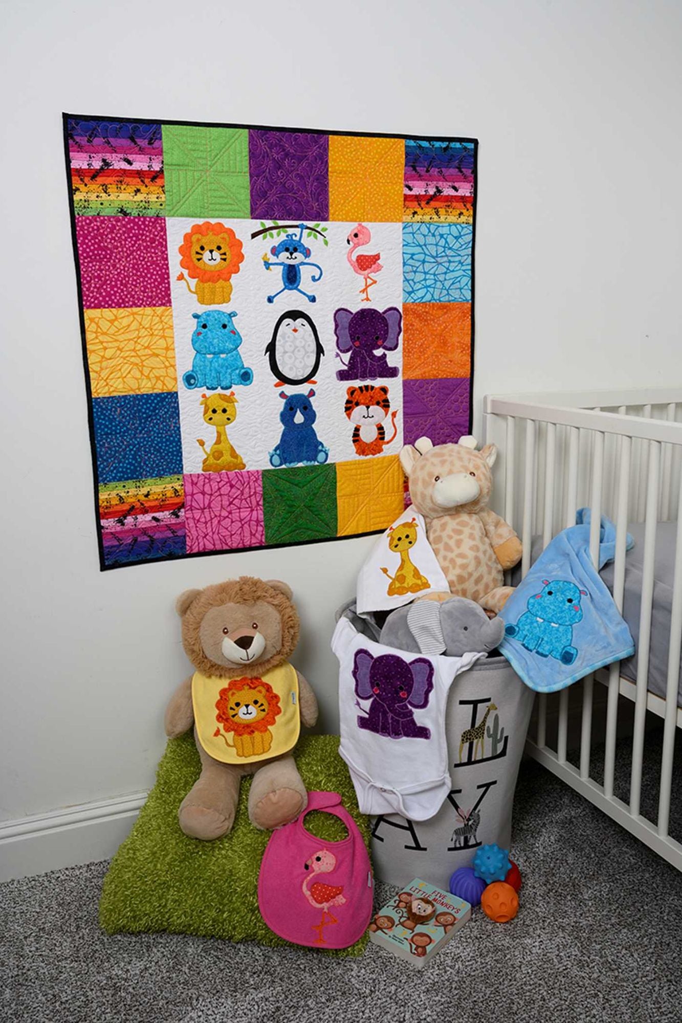 Sew Penguins, Puppies, Porcupines... Oh My!: 39 Baby Animals; Quilts, Bibs, Blankies & More!