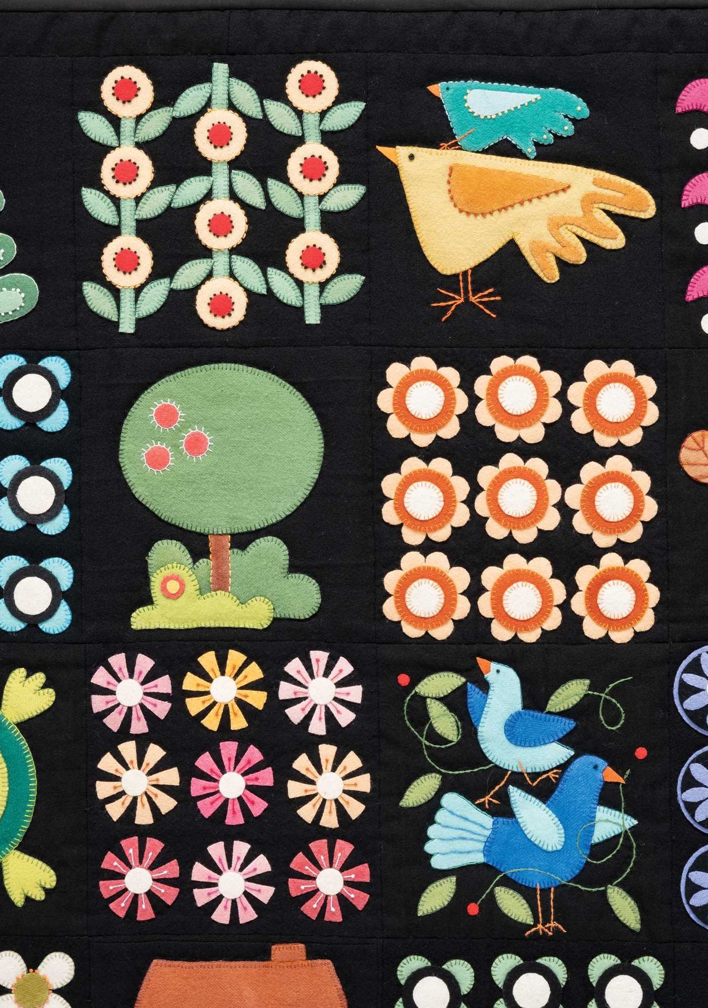 Folk Art Garden Appliqué Sampler: Fanciful Wool Blocks to Stitch