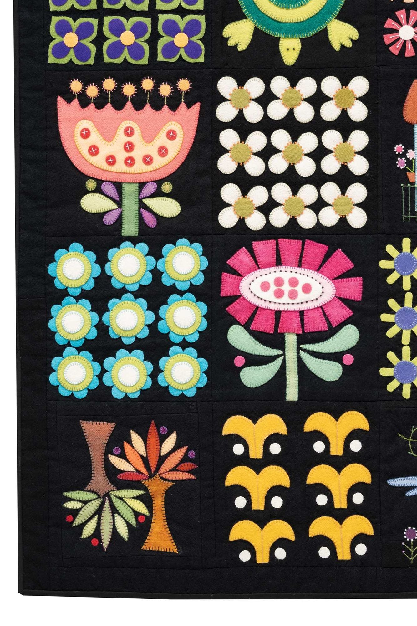 Folk Art Garden Appliqué Sampler: Fanciful Wool Blocks to Stitch