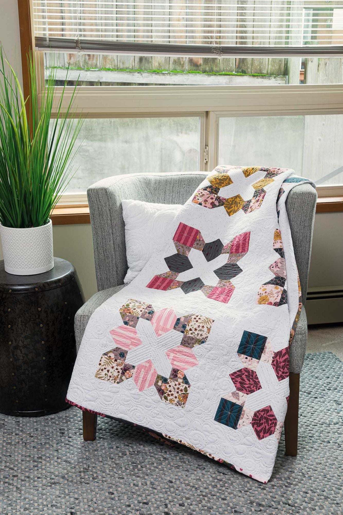 Fast & Fun Lap Quilts: 9 Patterns for 10" Squares
