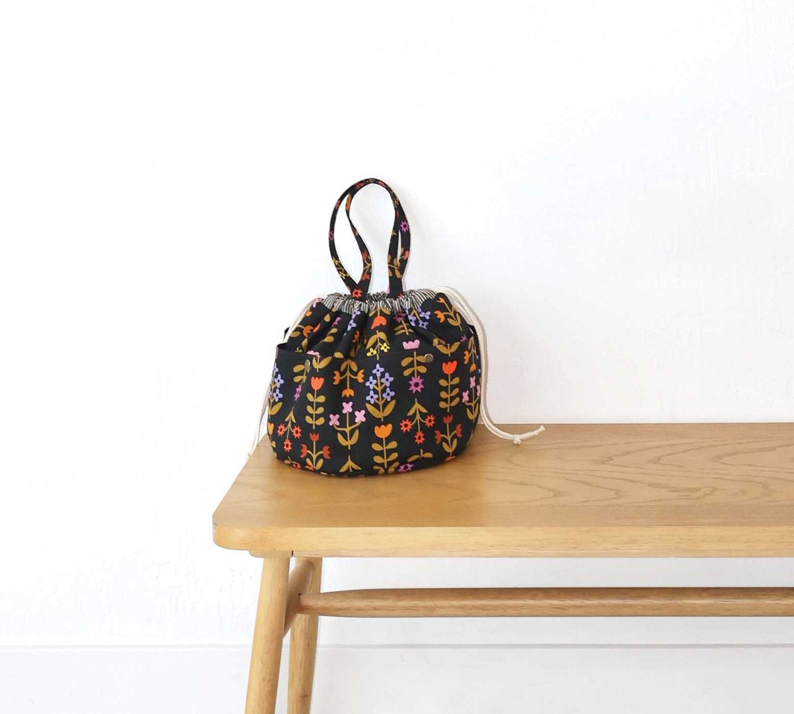Zakka Sewn: Stitch, Quilt, Share & Love; 20+ Projects