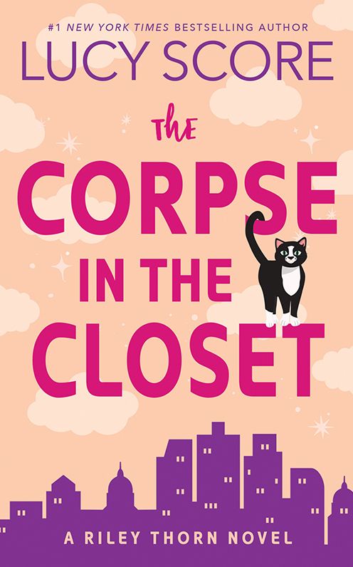 The Corpse in the Closet (Riley Thorn Series #2)