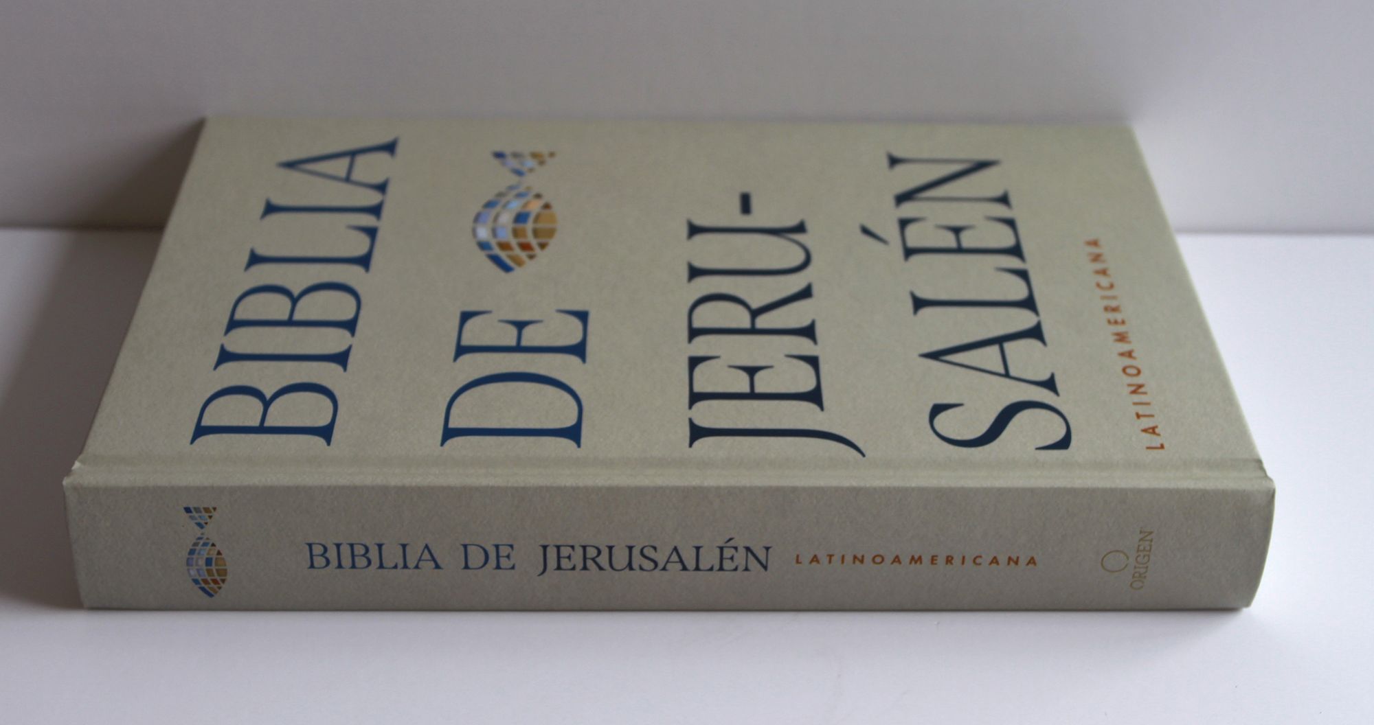 Biblia Católica Biblia de Jerusalén Latinoamericana, tapa dura, edición clásica marrón arena / Spanish Jerusalem Bible, Latin American Edition, Hardcover,