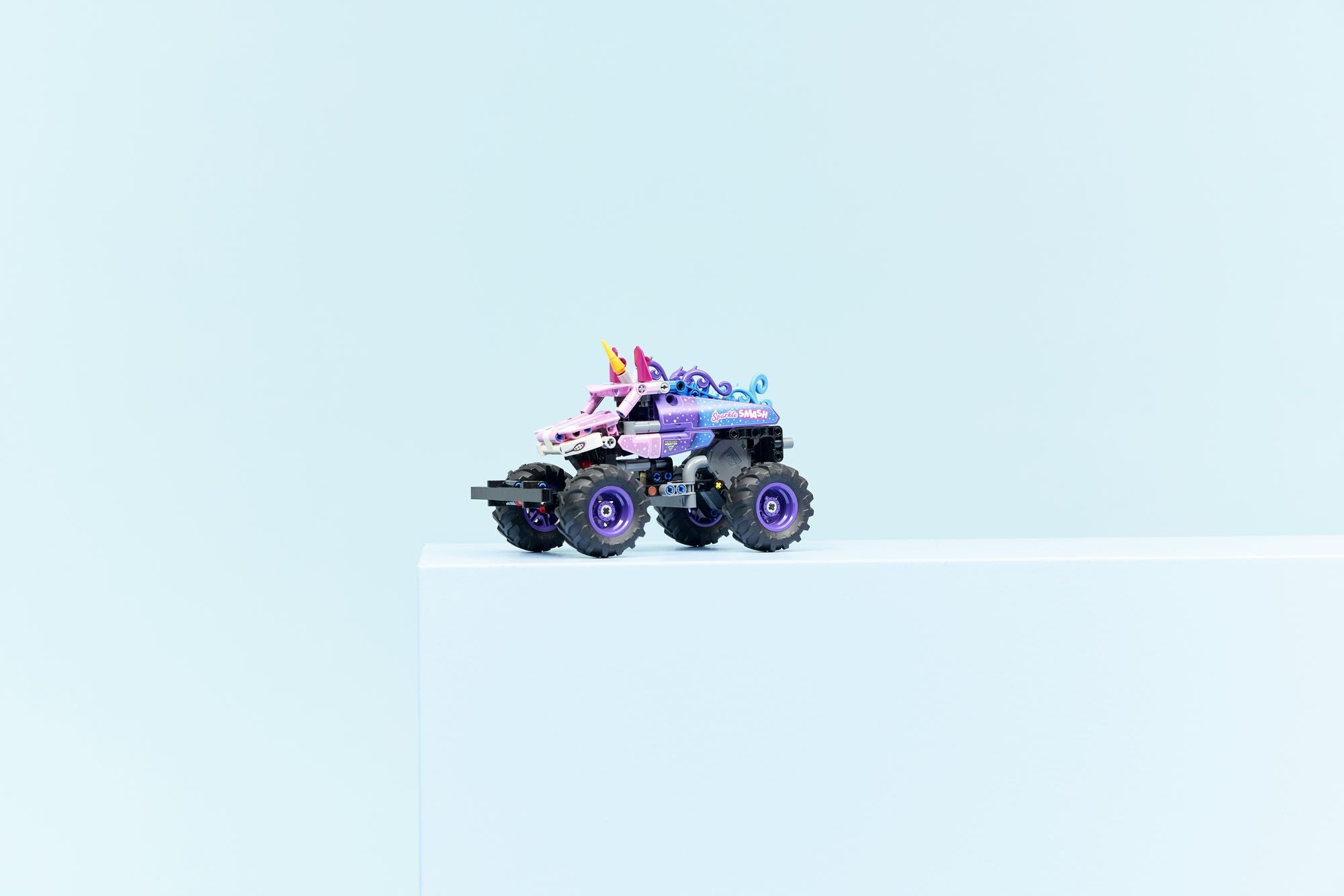 LEGO Technic Monster Jam Sparkle Smash Pull-Back 42220