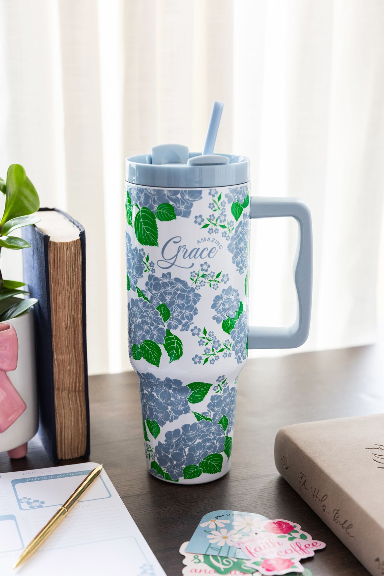 Stainless Steel 40 oz. Tumbler, Hydrangea