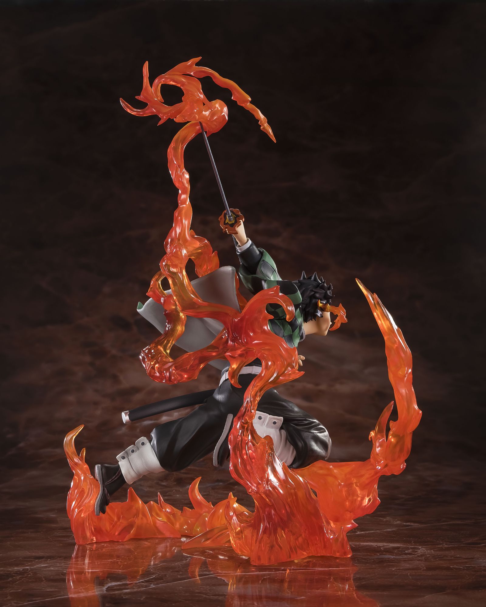 TANJIRO KAMADO KYOJURO RENGOKU'S SWORD GUARD ver. "Demon Slayer: Kimetsu no Yaiba", TAMASHII NATIONS FiguartsZERO