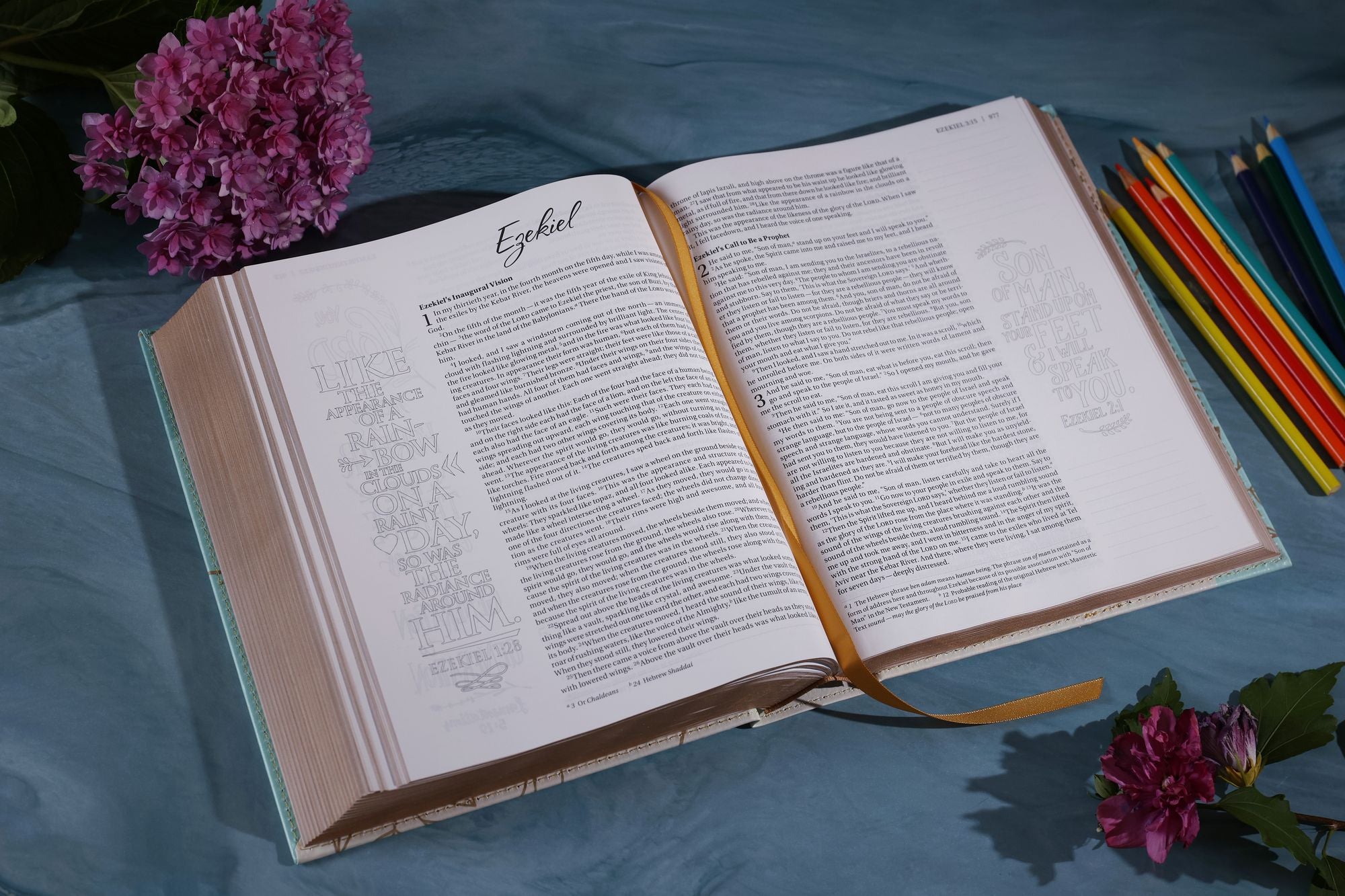 NIV, Beautiful Word Coloring Bible, Large Print, Leathersoft over Board, Teal: Hundreds of Verses to Color