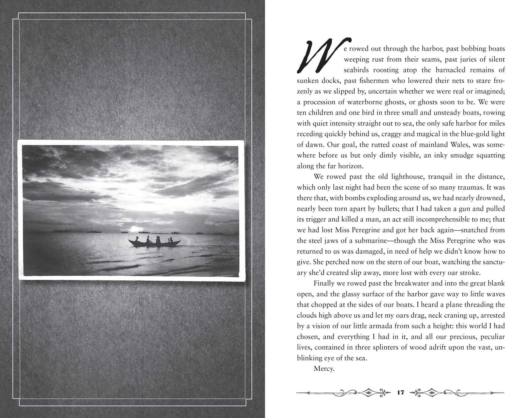 Hollow City (Miss Peregrine's Peculiar Children Series #2)